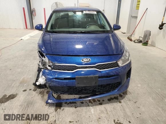 ✅ 2020 Kia Rio S • VIN: 3KPA24AD8LE358563 • Lot: 85188445. Wystawiony na Copart z przebiegiem 27 781 mil. Bezpłatny archiwum sprzedaży aukcyjnych z USA i szczegółowy raport historii pojazdu na DreamBid. Zdjęcie 5.