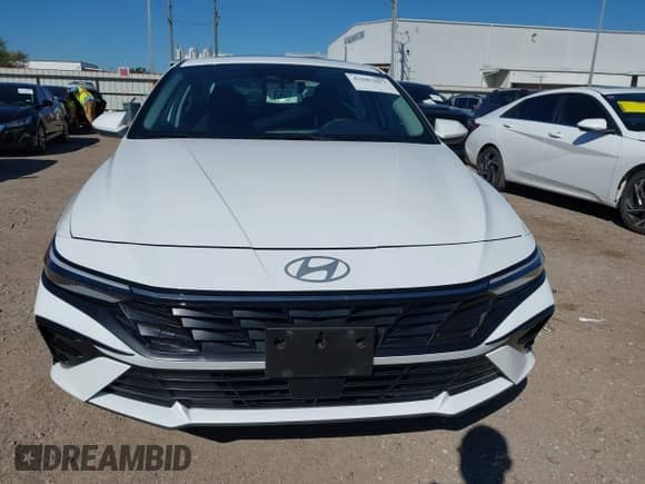 2025 Hyundai Elantra SEL Convenience с VIN KMHLS4DG7SU878148, выставлен на аукционе IAAI как лот 43587657 с пробегом 27 173 миль миль и . История ставок и продаж доступна на DreamBid. Изображение 13.