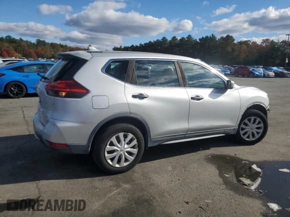 ✅ 2017 Nissan Rogue SV • VIN: KNMAT2MV9HP509987 • Lot: 89548295. Wystawiony na Copart z przebiegiem 123 659 mil. Bezpłatny archiwum sprzedaży aukcyjnych z USA i szczegółowy raport historii pojazdu na DreamBid. Zdjęcie 3.