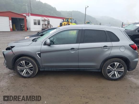 ✅ 2021 Mitsubishi Outlander SE • VIN: JA4APVAU8MU019547 • Lot: 42358196. Listed on IAAI with 77,384 mi. Free auction sales archive from the USA and detailed vehicle history report at DreamBid. Image 15.