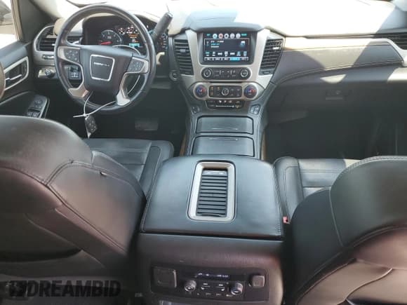 ✅ 2020 GMC Yukon Denali • VIN: 1GKS1CKJXLR293441 • Lot: 56176025. Wystawiony na Copart z przebiegiem 52 522 mil. Bezpłatny archiwum sprzedaży aukcyjnych z USA i szczegółowy raport historii pojazdu na DreamBid. Zdjęcie 8.