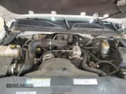 ✅ 2001 Chevrolet Silverado 1500 • VIN: 1GCEC14W91Z255003 • Лот: 73417914. Опубликован ранее на Copart с пробегом 121 582 миль. Бесплатный доступ к архиву аукционных продаж из США и подробный отчёт об истории автомобиля на DreamBid. Изображение 13.