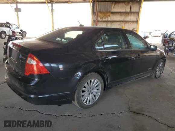 ✅ 2012 Ford Fusion Hybrid • VIN: 3FADP0L34CR416775 • Lot: 55108645. Wystawiony na Copart z przebiegiem 102 574 mil. Bezpłatny archiwum sprzedaży aukcyjnych z USA i szczegółowy raport historii pojazdu na DreamBid. Zdjęcie 3.