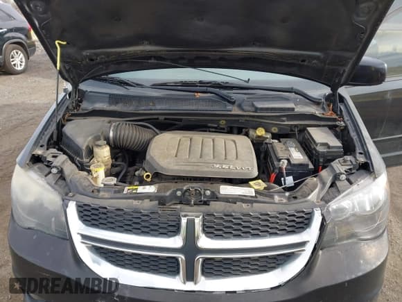 ✅ 2016 Dodge Grand Caravan R/T • VIN: 2C4RDGEG6GR318702 • Lot: 43880747. Listed on IAAI with 188,170 mi. Free auction sales archive from the USA and detailed vehicle history report at DreamBid. Image 10.