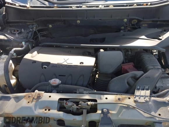 ✅ 2016 Mitsubishi Outlander ES • VIN: JA4AR3AW6GZ055163 • Lot: 43174920. Listed on IAAI with 104,762 mi. Free auction sales archive from the USA and detailed vehicle history report at DreamBid. Image 10.