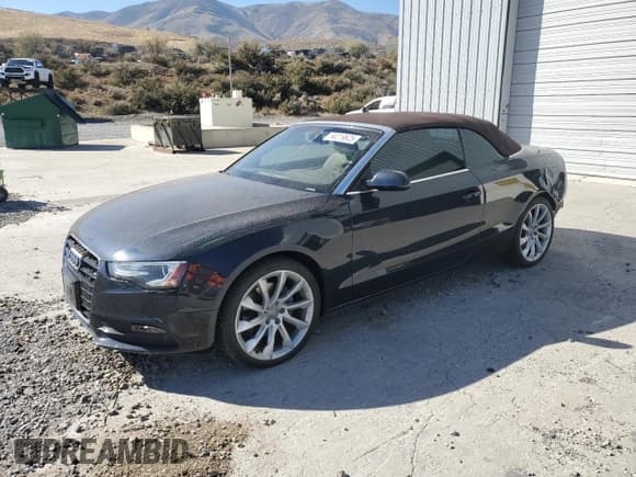 ✅ 2013 Audi A5 Premium Plus • VIN: WAULFAFH2DN017225 • Lot: 90219625. Wystawiony na Copart z przebiegiem 72 051 mil. Bezpłatny archiwum sprzedaży aukcyjnych z USA i szczegółowy raport historii pojazdu na DreamBid. Zdjęcie 1.