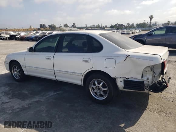 ✅ 1999 Toyota Avalon XL • VIN: 4T1BF18B9XU323397 • Лот: 77034064. Опубликован ранее на Copart с пробегом 236 026 миль. Бесплатный доступ к архиву аукционных продаж из США и подробный отчёт об истории автомобиля на DreamBid. Изображение 2.