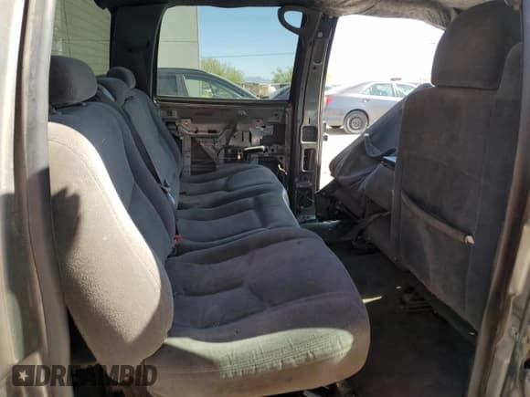 ✅ 2006 Chevrolet Silverado 2500HD Work Truck • VIN: 1GCHC23U16F159362 • Лот: 54613315. Опубликован ранее на Copart с пробегом Не указан. Бесплатный доступ к архиву аукционных продаж из США и подробный отчёт об истории автомобиля на DreamBid. Изображение 10.