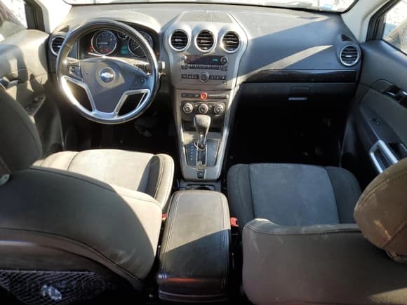 ✅ 2014 Chevrolet Captiva Sport LT • VIN: 3GNAL3EK4ES524203 • Lot: 42090845. Wystawiony na Copart z przebiegiem 226 936 mil. Bezpłatny archiwum sprzedaży aukcyjnych z USA i szczegółowy raport historii pojazdu na DreamBid. Zdjęcie 8.