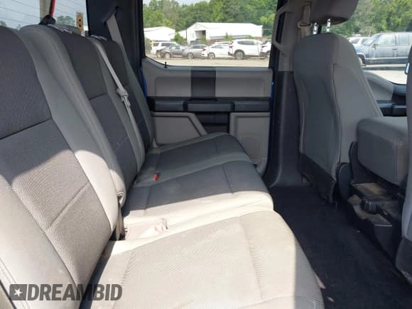 ✅ 2015 Ford F-150 XLT • VIN: 1FTEW1EF7FFC35721 • Lot: 42468894. Wystawiony na IAAI z przebiegiem 125 387 mil. Bezpłatny archiwum sprzedaży aukcyjnych z USA i szczegółowy raport historii pojazdu na DreamBid. Zdjęcie 8.