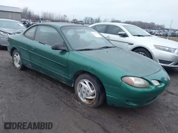 ✅ 2002 Ford Escort ZX2 Standard • VIN: 3FAFP11372R103140 • Lot: 43798170. Listed on IAAI with 125,790 mi. Free auction sales archive from the USA and detailed vehicle history report at DreamBid. Image 1.