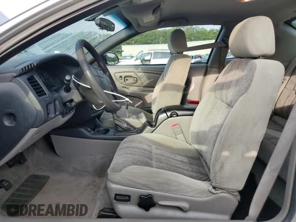 ✅ 2004 Chevrolet Monte Carlo LS • VIN: 2G1WW12E149108879 • Лот: 81686595. Опубликован ранее на Copart с пробегом 132 356 миль. Бесплатный доступ к архиву аукционных продаж из США и подробный отчёт об истории автомобиля на DreamBid. Изображение 7.