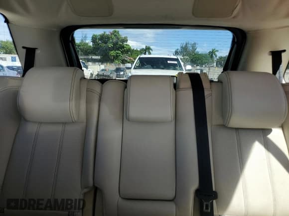 ✅ 2011 Land Rover Range Rover Sport SC • VIN: SALSH2E42BA273147 • Lot: 84803465. Listed on Copart with 116,758 mi. Free auction sales archive from the USA and detailed vehicle history report at DreamBid. Image 10.