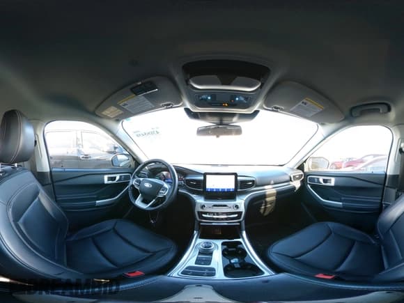 ✅ 2022 Ford Explorer XLT • VIN: 1FMSK7DH9NGA02304 • Lot: 43865458. Wystawiony na IAAI z przebiegiem 79 734 mil. Bezpłatny archiwum sprzedaży aukcyjnych z USA i szczegółowy raport historii pojazdu na DreamBid. Zdjęcie 23.