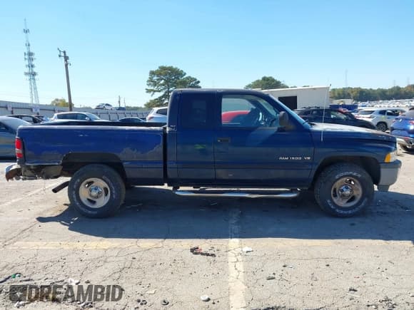 ✅ 2001 Dodge 1500 • VIN: 1B7HC13Y61J616704 • Lot: 43448207. Listed on IAAI with 212,160 mi. Free auction sales archive from the USA and detailed vehicle history report at DreamBid. Image 13.