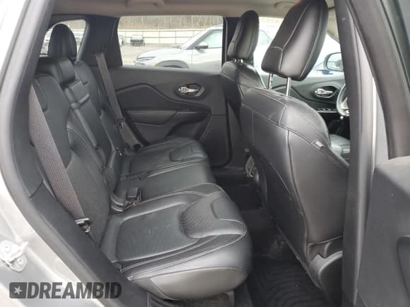 ✅ 2014 Jeep Cherokee Limited • VIN: 1C4PJMDS7EW308639 • Lot: 92712805. Listed on Copart with 109,033 mi. Free auction sales archive from the USA and detailed vehicle history report at DreamBid. Image 11.