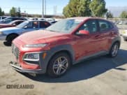 ✅ 2018 Hyundai Kona SE • VIN: KM8K12AA4JU079249 • Лот: 77414564. Опубликован ранее на Copart с пробегом 138 765 миль. Бесплатный доступ к архиву аукционных продаж из США и подробный отчёт об истории автомобиля на DreamBid. Изображение 1.