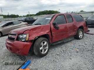 2014 Chevrolet Suburban LT z VIN 1GNSCJE0XER184355, wystawiony jako Copart lot #55761425 z przebiegiem 232 363 mil mil oraz Szkoda całkowita • Salvage title. Historia ofert i sprzedaży dostępna na DreamBid. Obrazek 1.