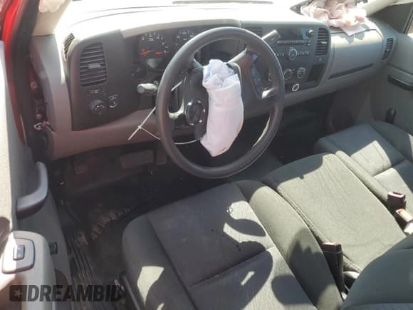 ✅ 2010 Chevrolet Silverado 1500 Work Truck • VIN: 1GCPCPEX7AZ194933 • Lot: 80097815. Listed on Copart with 106,107 mi. Free auction sales archive from the USA and detailed vehicle history report at DreamBid. Image 8.