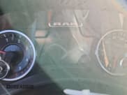 ✅ 2024 Ram 2500 Laramie • VIN: 3C6UR5FL6RG407780 • Lot: 85943325. Wystawiony na Copart z przebiegiem Nie podano. Bezpłatny archiwum sprzedaży aukcyjnych z USA i szczegółowy raport historii pojazdu na DreamBid. Zdjęcie 9.