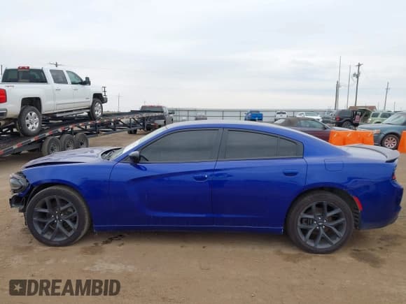 ✅ 2019 Dodge Charger SXT • VIN: 2C3CDXBG0KH745175 • Lot: 43277939. Listed on IAAI with 38,707 mi. Free auction sales archive from the USA and detailed vehicle history report at DreamBid. Image 15.