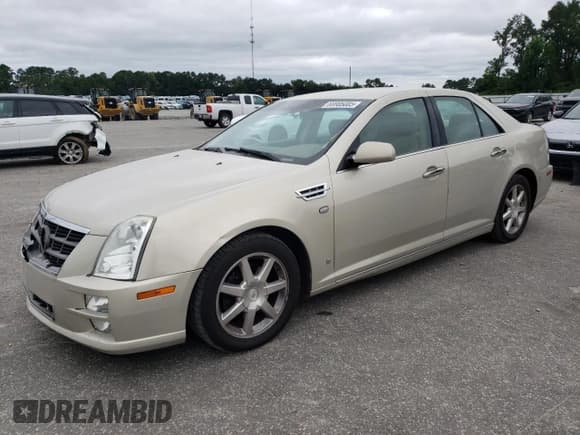 ✅ 2008 Cadillac STS AWD • VIN: 1G6DW67V480178156 • Lot: 69905085. Wystawiony na Copart z przebiegiem 226 775 mil. Bezpłatny archiwum sprzedaży aukcyjnych z USA i szczegółowy raport historii pojazdu na DreamBid. Zdjęcie 1.