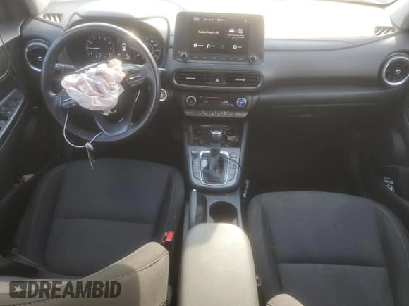 ✅ 2022 Hyundai Kona SEL • VIN: KM8K32AB1NU928262 • Лот: 59792974. Опубликован ранее на Copart с пробегом 90 967 миль. Бесплатный доступ к архиву аукционных продаж из США и подробный отчёт об истории автомобиля на DreamBid. Изображение 8.