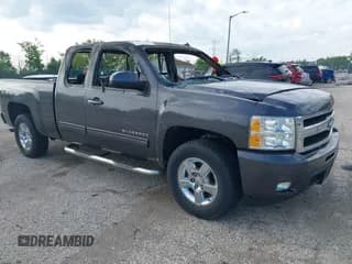 ✅ 2011 Chevrolet Silverado 1500 LTZ • VIN: 1GCRKTE38BZ332451 • Лот: 42535110. Опубликован ранее на IAAI с пробегом Не указан. Бесплатный доступ к архиву аукционных продаж из США и подробный отчёт об истории автомобиля на DreamBid. Изображение 1.