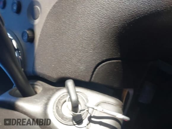 ✅ 2007 Pontiac Solstice • VIN: 1G2MB35B37Y119829 • Lot: 43707969. Listed on IAAI with Not provided. Free auction sales archive from the USA and detailed vehicle history report at DreamBid. Image 11.