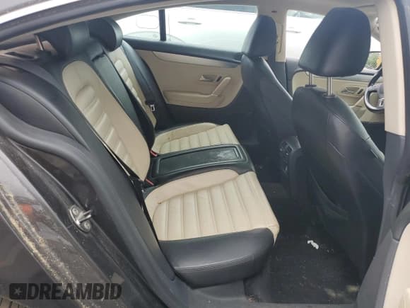 ✅ 2010 Volkswagen CC Luxury • VIN: WVWHL7AN7AE526188 • Lot: 59014795. Listed on Copart with 130,981 mi. Free auction sales archive from the USA and detailed vehicle history report at DreamBid. Image 10.