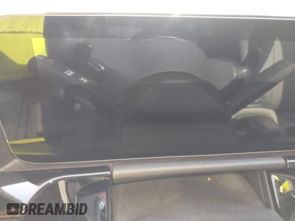 ✅ 2022 Mercedes-Benz GLA 250 • VIN: W1N4N4GB0NJ317272 • Lot: 42163190. Wystawiony na IAAI z przebiegiem Nie podano. Bezpłatny archiwum sprzedaży aukcyjnych z USA i szczegółowy raport historii pojazdu na DreamBid. Zdjęcie 15.