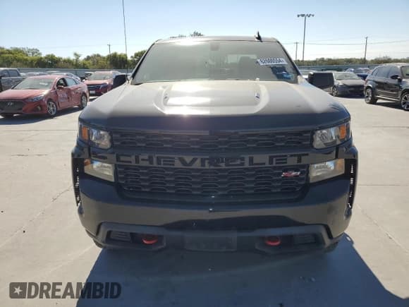 ✅ 2021 Chevrolet Silverado 1500 Custom Trail Boss • VIN: 3GCPYCEL2MG351621 • Lot: 62600554. Wystawiony na Copart z przebiegiem 39 388 mil. Bezpłatny archiwum sprzedaży aukcyjnych z USA i szczegółowy raport historii pojazdu na DreamBid. Zdjęcie 5.