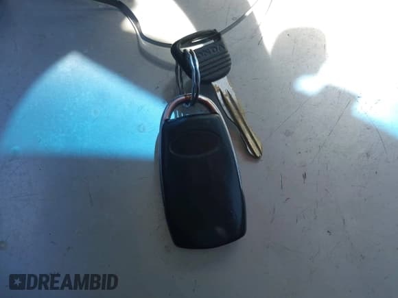 ✅ 1997 Honda Civic DX • VIN: 1HGEJ6228VL004230 • Лот: 42825967. Опубликован ранее на IAAI с пробегом 247 210 миль. Бесплатный доступ к архиву аукционных продаж из США и подробный отчёт об истории автомобиля на DreamBid. Изображение 11.