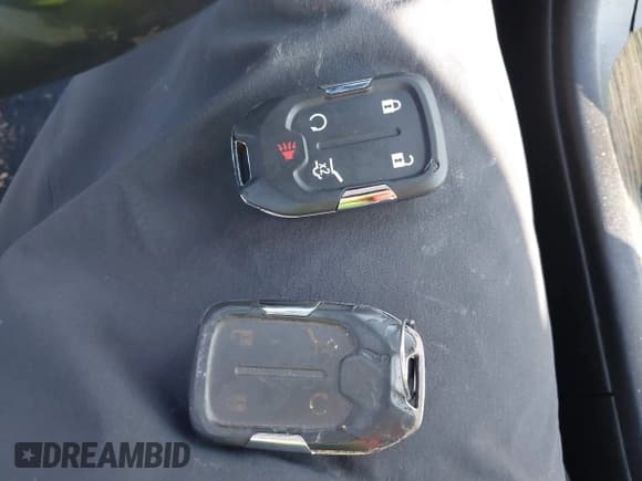 ✅ 2018 GMC Acadia Denali • VIN: 1GKKNXLS3JZ213218 • Lot: 43522799. Listed on IAAI with 137,692 mi. Free auction sales archive from the USA and detailed vehicle history report at DreamBid. Image 11.