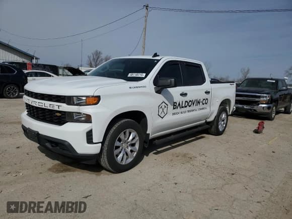 ✅ 2022 Chevrolet Silverado 1500 Custom • VIN: 3GCPYBEK5NG161010 • Lot: 48118315. Wystawiony na Copart z przebiegiem 37 968 mil. Bezpłatny archiwum sprzedaży aukcyjnych z USA i szczegółowy raport historii pojazdu na DreamBid. Zdjęcie 1.