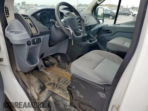 ✅ 2018 Ford Transit • VIN: 1FTYR2YG3JKA71639 • Lot: 53021975. Listed on Copart with Not provided. Free auction sales archive from the USA and detailed vehicle history report at DreamBid. Image 8.