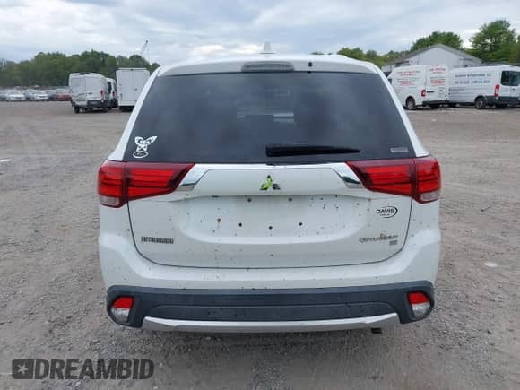 2018 Mitsubishi Outlander ES with VIN JA4AZ3A39JZ034210, listed as a IAAI auction lot 43236372 with 106,016 mi miles and . Bid and sale history available at DreamBid. Image 15.