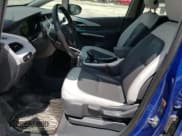 ✅ 2020 Chevrolet Bolt EV Premier • VIN: 1G1FZ6S02L4127421 • Lot: 57620444. Wystawiony na Copart z przebiegiem 35 498 mil. Bezpłatny archiwum sprzedaży aukcyjnych z USA i szczegółowy raport historii pojazdu na DreamBid. Zdjęcie 7.