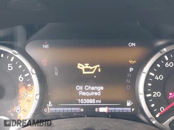 ✅ 2016 Jeep Renegade Limited • VIN: ZACCJBDT7GPC67683 • Lot: 42401857. Wystawiony na IAAI z przebiegiem 163 888 mil. Bezpłatny archiwum sprzedaży aukcyjnych z USA i szczegółowy raport historii pojazdu na DreamBid. Zdjęcie 15.