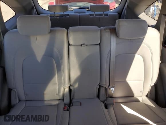 ✅ 2008 Hyundai Veracruz GLS • VIN: KM8NU13C48U039972 • Lot: 86813125. Listed on Copart with 163,472 mi. Free auction sales archive from the USA and detailed vehicle history report at DreamBid. Image 10.