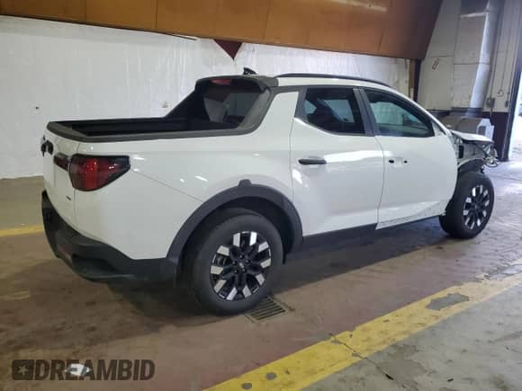 2025 Hyundai Santa Cruz SEL with VIN 5NTJBDDE4SH138577, listed as a Copart auction lot 62282345 with 7,487 mi miles and Salvage title. Bid and sale history available at DreamBid. Image 3.