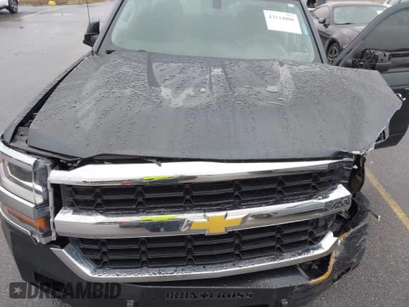 ✅ 2019 Chevrolet Silverado 1500 LT • VIN: 2GCRCPEC3K1136169 • Lot: 43514088. Wystawiony na IAAI z przebiegiem 110 510 mil. Bezpłatny archiwum sprzedaży aukcyjnych z USA i szczegółowy raport historii pojazdu na DreamBid. Zdjęcie 10.