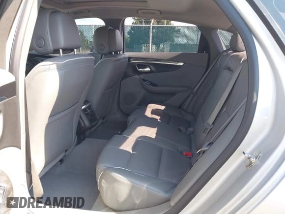 ✅ 2014 Chevrolet Impala LTZ • VIN: 2G1155S31E9190942 • Лот: 43217004. Опубликован ранее на IAAI с пробегом 191 608 миль. Бесплатный доступ к архиву аукционных продаж из США и подробный отчёт об истории автомобиля на DreamBid. Изображение 8.