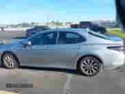 2023 Toyota Camry LE z VIN 4T1C11AK9PU144502, wystawiony jako IAAI lot #43307396 z przebiegiem 146 171 mil mil oraz . Historia ofert i sprzedaży dostępna na DreamBid. Obrazek 15.