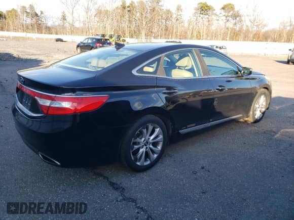 2013 Hyundai Azera with VIN KMHFG4JG4DA227048, listed as a Copart auction lot 86703774 with 96,641 mi miles and Salvage title. Bid and sale history available at DreamBid. Image 3.