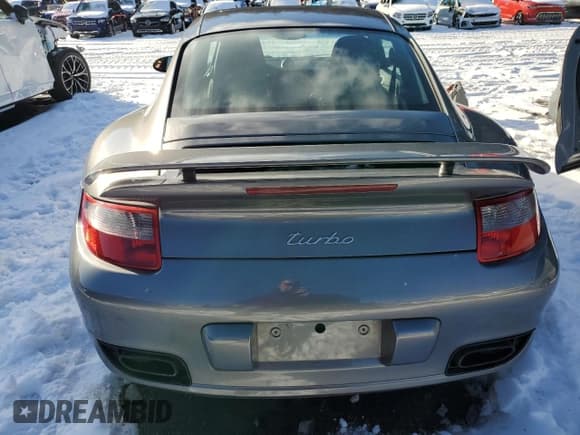 ✅ 2007 Porsche 911 Turbo • VIN: WP0AD299X7S785034 • Lot: 44736865. Wystawiony na Copart z przebiegiem 33 259 mil. Bezpłatny archiwum sprzedaży aukcyjnych z USA i szczegółowy raport historii pojazdu na DreamBid. Zdjęcie 6.