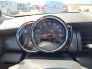 ✅ 2015 MINI Hardtop • VIN: WMWXM5C59FT937943 • Lot: 84937855. Wystawiony na Copart z przebiegiem 80 325 mil. Bezpłatny archiwum sprzedaży aukcyjnych z USA i szczegółowy raport historii pojazdu na DreamBid. Zdjęcie 9.