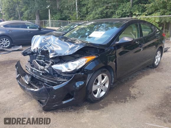 ✅ 2013 Hyundai Elantra GLS • VIN: 5NPDH4AE0DH260662 • Lot: 43081738. Listed on IAAI with 211,447 mi. Free auction sales archive from the USA and detailed vehicle history report at DreamBid. Image 6.