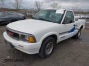 ✅ 1995 GMC Sonoma • VIN: 1GTCS14Z2SK501226 • Lot: 41821246. Listed on IAAI with 195,746 mi. Free auction sales archive from the USA and detailed vehicle history report at DreamBid. Image 17.