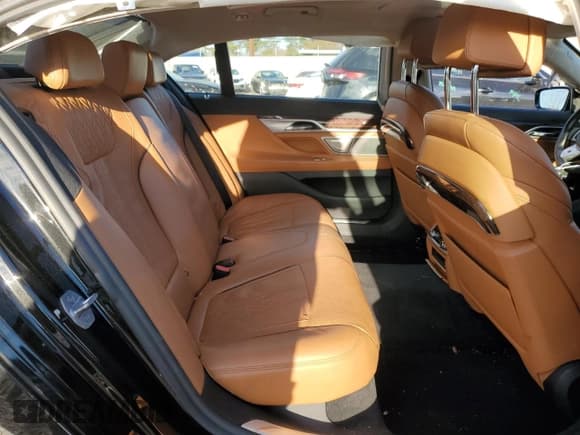 ✅ 2020 BMW 7 Series 740i xDrive • VIN: WBA7T4C04LCD18344 • Лот: 82823384. Опубликован ранее на Copart с пробегом Не указан. Бесплатный доступ к архиву аукционных продаж из США и подробный отчёт об истории автомобиля на DreamBid. Изображение 10.